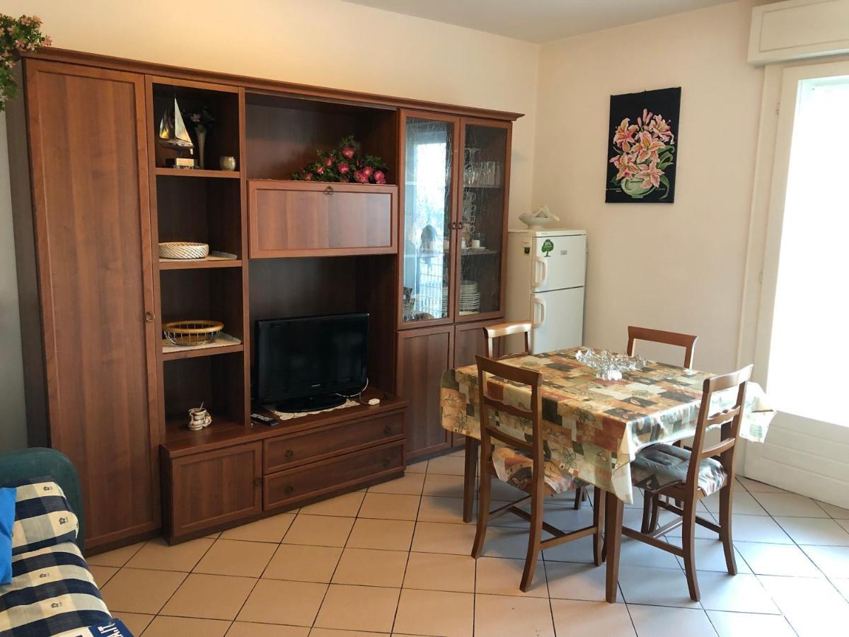 Castellan I Apartment Grado Bagian luar foto