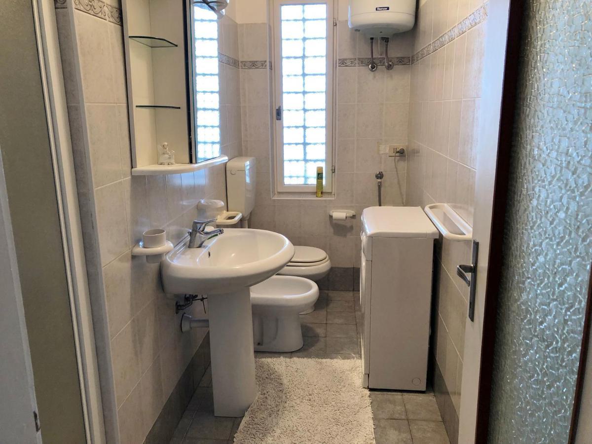 Castellan I Apartment Grado Bagian luar foto